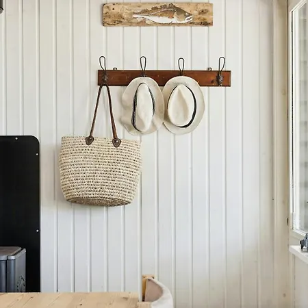 Connect In A Cosy Wooden 펜션 *
